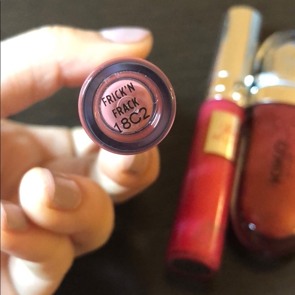 Lip set - Picture 2 of 4